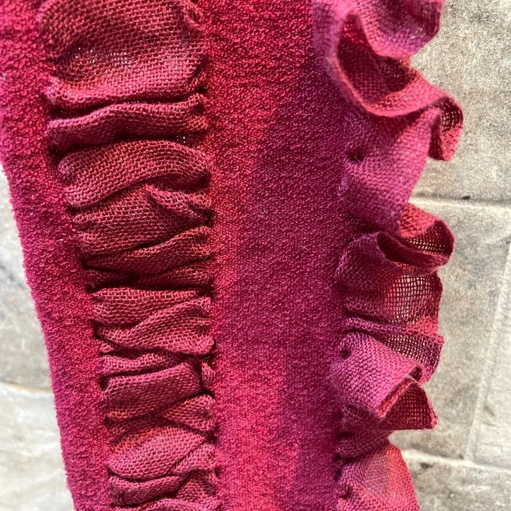 ❤️ THE LIMITED BURGUNDY RUFFLE DRESS SCARF